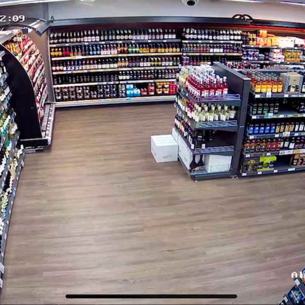 Reasons Why Retail and Shopping Centres Need CCTV Surveillance Reasons Why Retail and Shopping Centres Need CCTV Surveillance